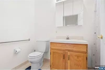 4 Richmond Road 215 #215, West Milford, NJ 07480 - Photo 17