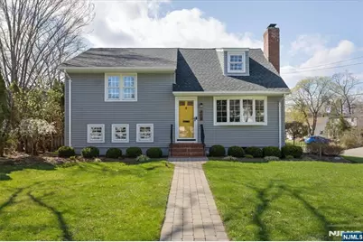 418 Fairfield Avenue, Ridgewood, NJ 07450 - Photo 1