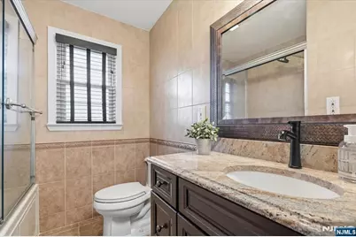 418 Fairfield Avenue, Ridgewood, NJ 07450 - Photo 13