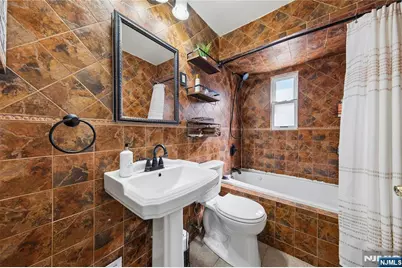 182 Carlson Place, Bergenfield, NJ 07621 - Photo 13