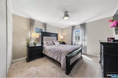 182 Carlson Place, Bergenfield, NJ 07621 - Photo 11