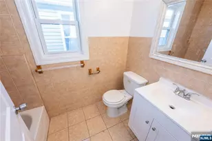 28 Highland St, Paterson, NJ 07524 - Photo 15