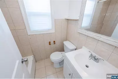 28 Highland Street, Paterson, NJ 07524 - Photo 13