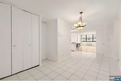 7004 Boulevard E 40G #40G, Guttenberg, NJ 07093 - Photo 11
