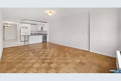 7004 Boulevard E 40G #40G, Guttenberg, NJ 07093 - Photo 7