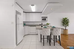 7004 Blvd E 40G, Guttenberg, NJ 07093 - Photo 7