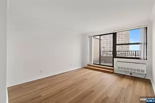 7004 Blvd E 40G, Guttenberg, NJ 07093 - Photo 17