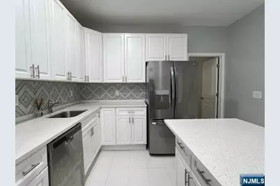 22 Humphrey Street 1st Fl. #1st Fl., Englewood, NJ 07631 - Photo 3