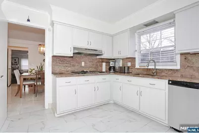 294 Coolidge Avenue, Englewood, NJ 07631 - Photo 11