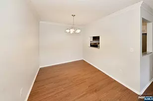 893 Tuliptree Ct, Mahwah, NJ 07430 - Photo 9