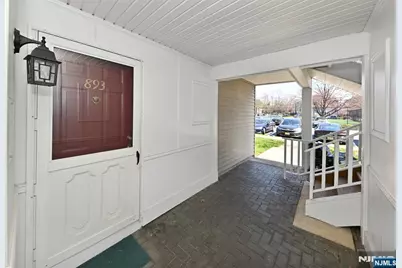 893 Tuliptree Court, Mahwah, NJ 07430 - Photo 3