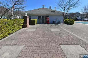 893 Tuliptree Ct, Mahwah, NJ 07430 - Photo 25