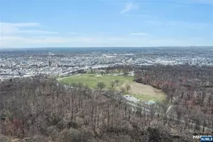 49 Quartz Ln, Paterson, NJ 07501 - Photo 31