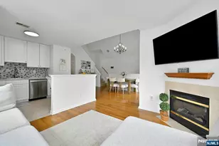 462 Cambridge Dr, Butler, NJ 07405 - Photo 5