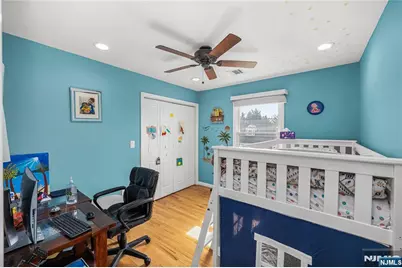 813 Morton Street, East Rutherford, NJ 07073 - Photo 27