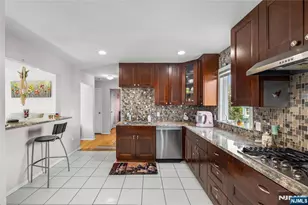 813 Morton St, East Rutherford, NJ 07073 - Photo 7