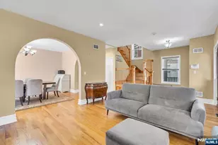 467 Summit Ave, Hackensack, NJ 07601 - Photo 9