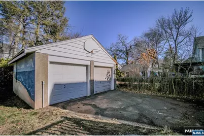 321 Griggs Avenue, Teaneck Township, NJ 07666 - Photo 25