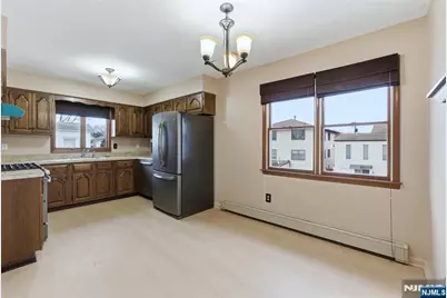 533 1st Street 2 Fl #2 FL, Carlstadt, NJ 07072 - Photo 5