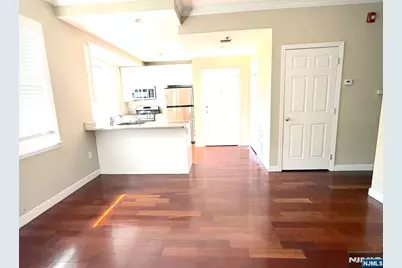 620 38th Street 604 #604, Union City, NJ 07087 - Photo 3