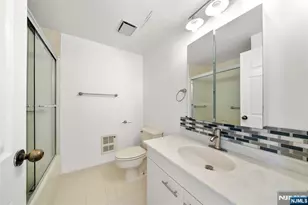 800 Palisade Ave 1205, Fort Lee, NJ 07024 - Photo 25