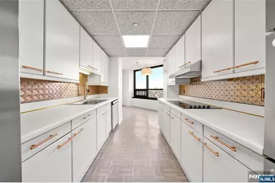 800 Palisade Avenue 1205 #1205, Fort Lee, NJ 07024 - Photo 13