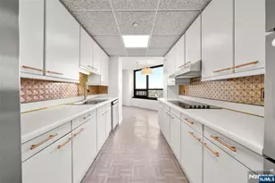 800 Palisade Ave 1205, Fort Lee, NJ 07024 - Photo 13