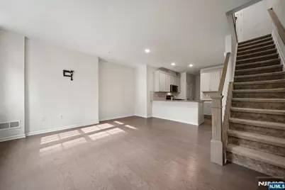 69 Arnold Drive 5810 #5810, Wood Ridge, NJ 07075 - Photo 7