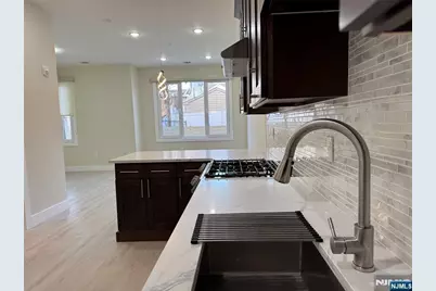 527-535 Union Avenue 2E #2E, Belleville, NJ 07109 - Photo 1