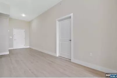 527-535 Union Avenue 2E #2E, Belleville, NJ 07109 - Photo 13