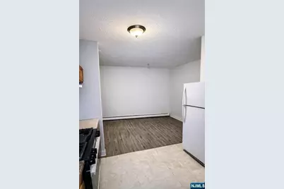 331 Magnolia Avenue, Elizabeth, NJ 07206 - Photo 5