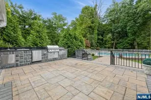 166 Churchill Rd, Tenafly, NJ 07670 - Photo 47