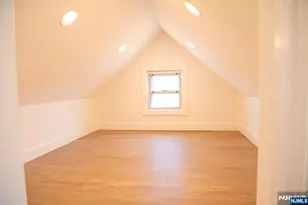 46 Garden Pl 2, Edgewater, NJ 07020 - Photo 15