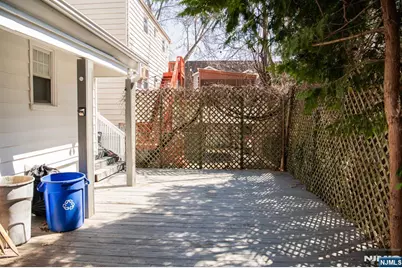 46 Garden Place 2 #2, Edgewater, NJ 07020 - Photo 27