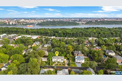 45 Marjorie Terrace, Englewood Cliffs, NJ 07632 - Photo 3