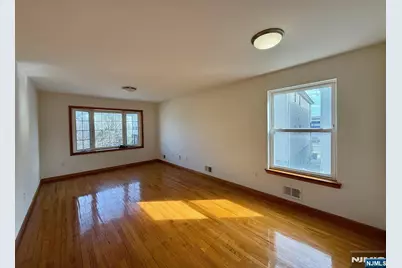 725 Jersey Street 1F #1F, Harrison, NJ 07029 - Photo 7
