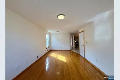 725 Jersey Street 1F #1F, Harrison, NJ 07029 - Photo 5