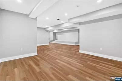 447 Queen Anne Road, Teaneck Township, NJ 07666 - Photo 47