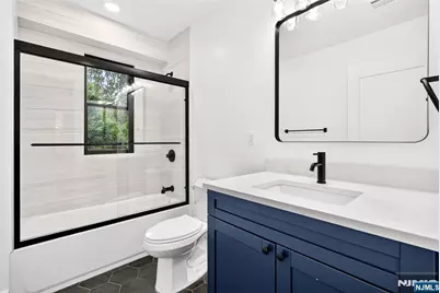 447 Queen Anne Road, Teaneck Township, NJ 07666 - Photo 37