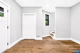 447 Queen Anne Rd, Teaneck Township, NJ 07666 - Photo 25