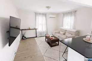 130 Clinton Ave, Bergenfield, NJ 07621 - Photo 5