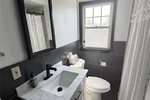 130 Clinton Ave, Bergenfield, NJ 07621 - Photo 13