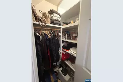 130 Clinton Avenue, Bergenfield, NJ 07621 - Photo 11