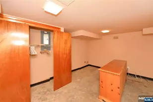 4-16 Plaza Rd, Fair Lawn, NJ 07410 - Photo 17