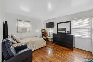 241 Halsted St, East Orange, NJ 07018 - Photo 27