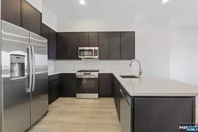 487 Market Street 201 #201, Saddle Brook Township, NJ 07663 - Photo 7