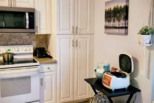 8915 Bergenwood Ave 4, North Bergen, NJ 07047 - Photo 11