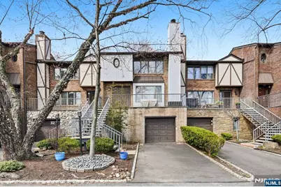 900 Valley Road, Clifton, NJ 07013 - Photo 1