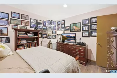 900 Valley Road, Clifton, NJ 07013 - Photo 15