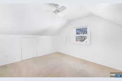 83 W Chestnut Hill Dr W, Denville, NJ 07834 - Photo 13